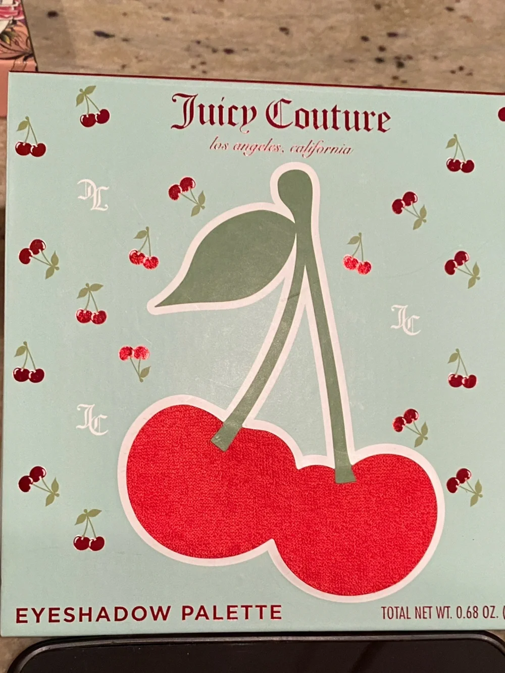 Juicy Couture Cherry Eyeshadow Palette - 16 shades NWT - Picture 2 of 3